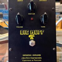 Electro-Harmonix Big Muff Pi V8 - $200