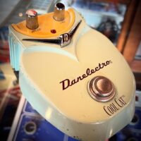 Danelectro Cool Cat chorus - $75
