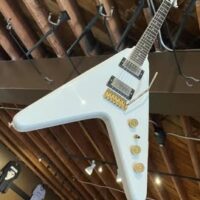 c.1980 Harmony V666GT w/hsc - $595