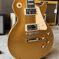 2023 Gibson Les Paul Standard ‘50s gold top w/gig bag - $1,950