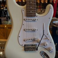 Vintage Reissued Series V6 w/gig bag - $350