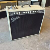1994 Fender Vibro King w/footswitch - $1,550