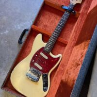 1966 Fender Mustang w/ohsc - $2,750